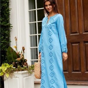 Sail to Sable Hydrangea Blue Embroidered Caftan